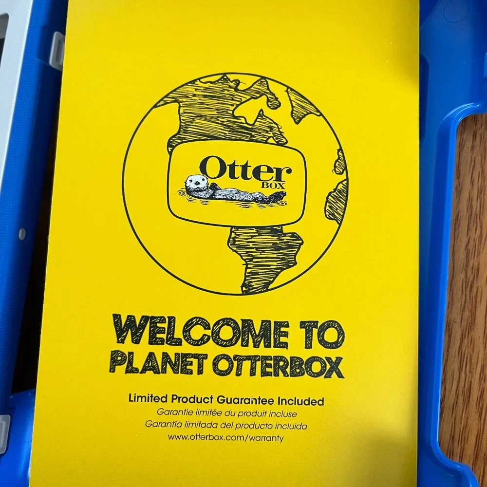 Otterbox Defender Series case and stand for Amazon Kindle Fire HD 7